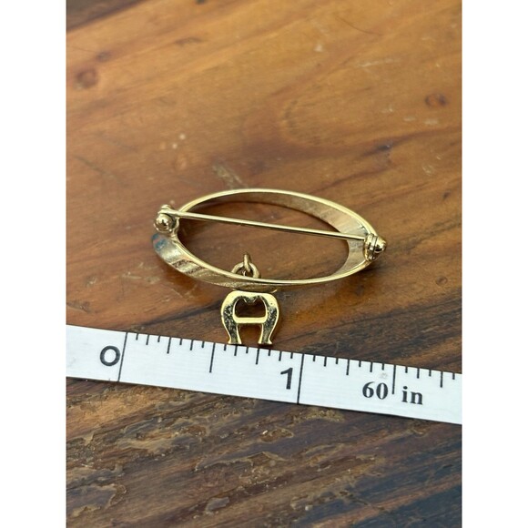 Vintage Gold Tone Aigner Brooch Pin 1” - Picture 7 of 8